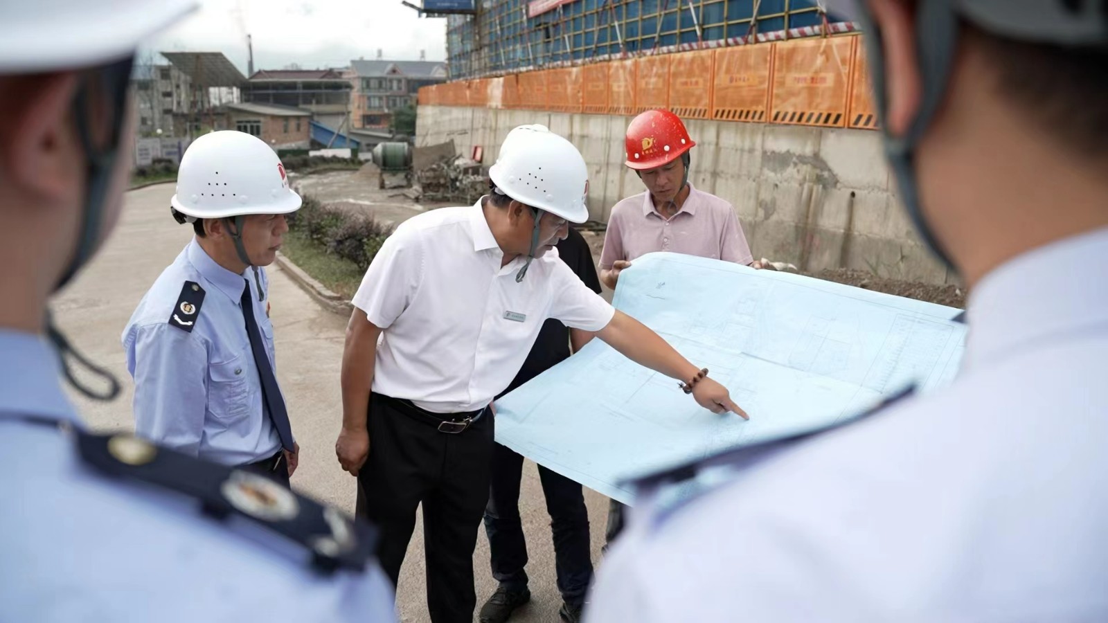 松溪縣稅務(wù)局嵌入“項目管家”服務(wù)，為易順建工集團重點項目提供稅收服務(wù)