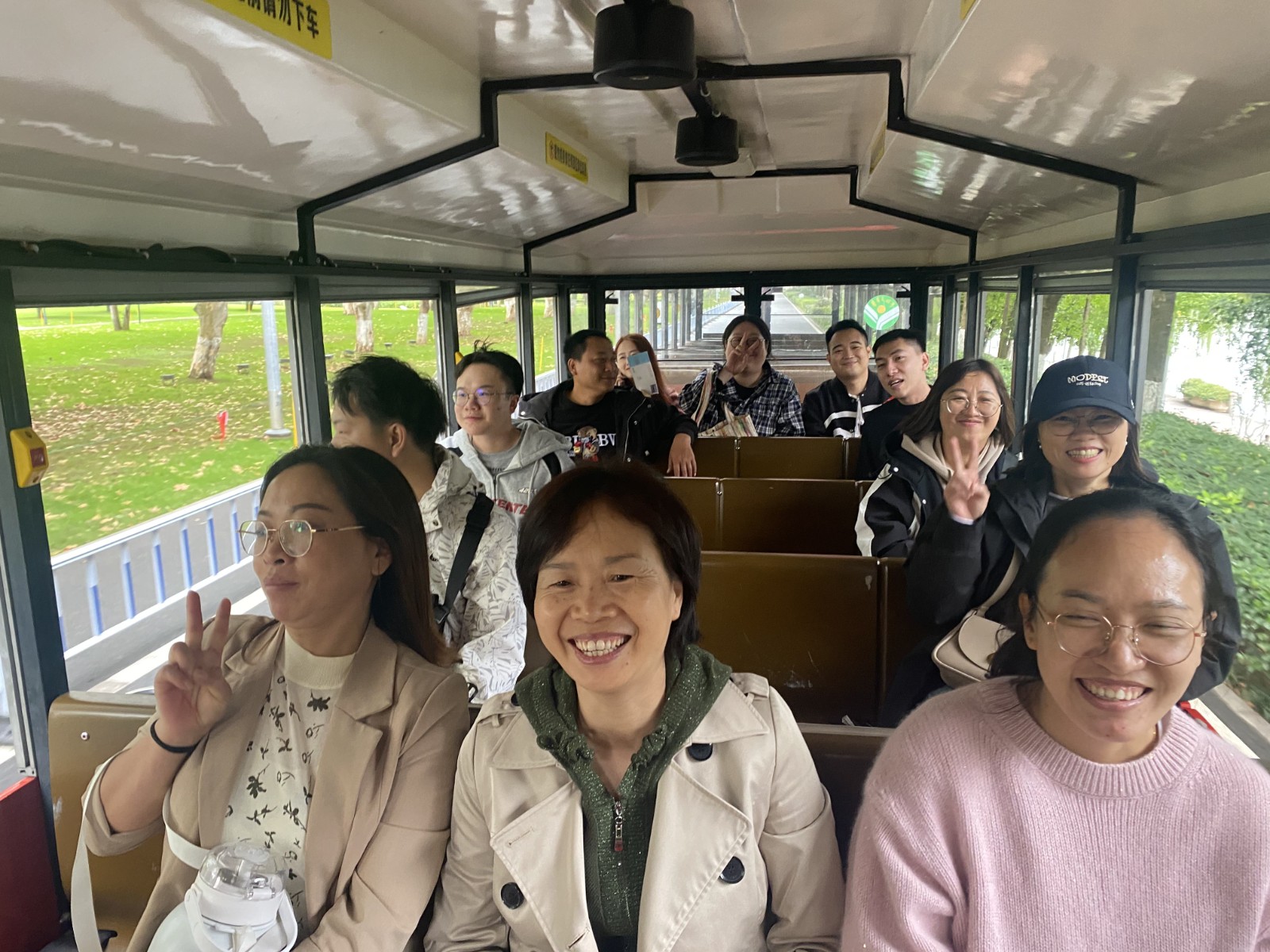 易順建工集團(tuán)有限公司5天湖南團(tuán)建旅行圓滿結(jié)束！